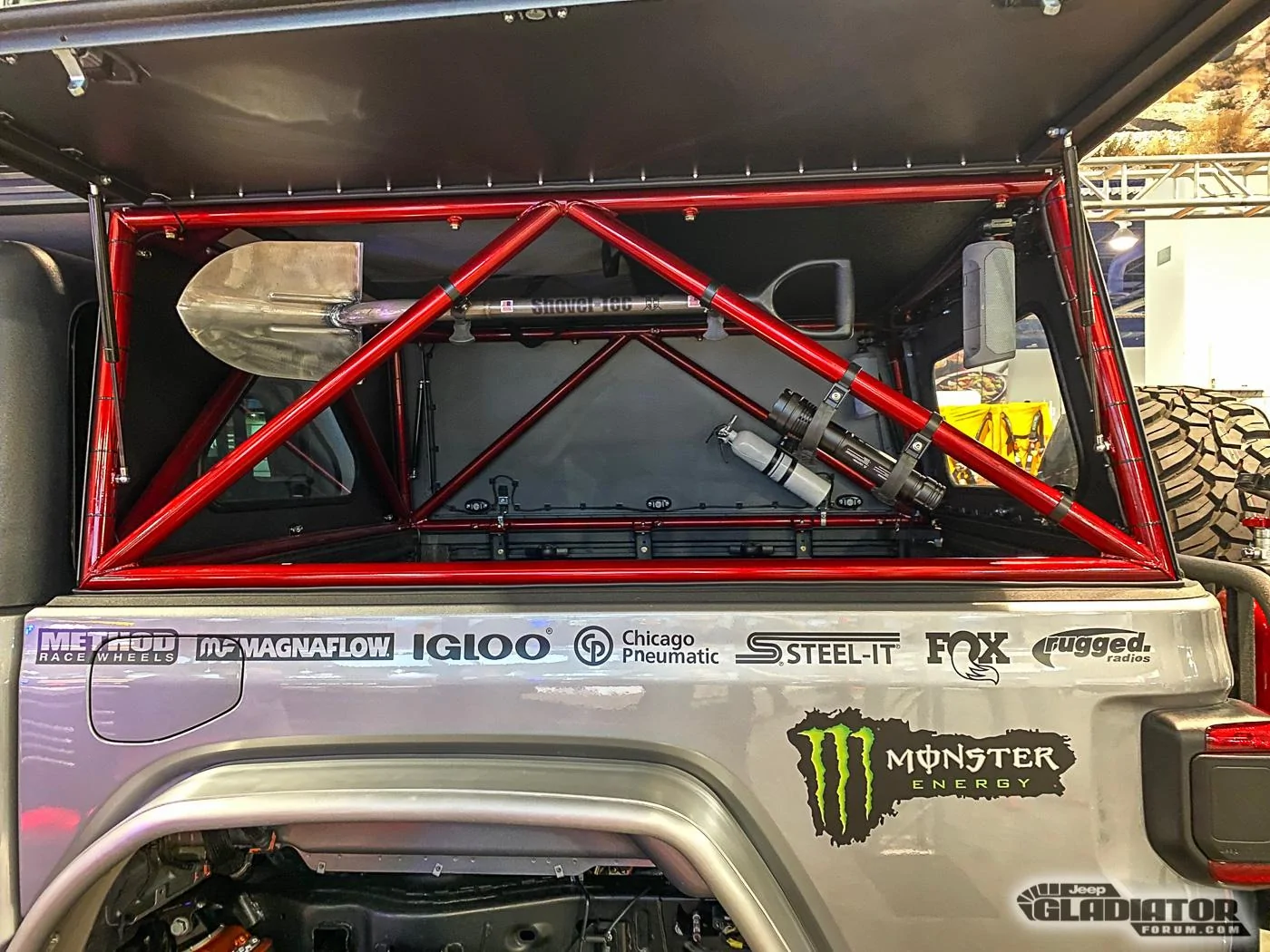Jeep Gladiator Rigid Industries Gladiator Build [SEMA 2019] Rigid-Industries-Gladiator-Build-SEMA-2019-22