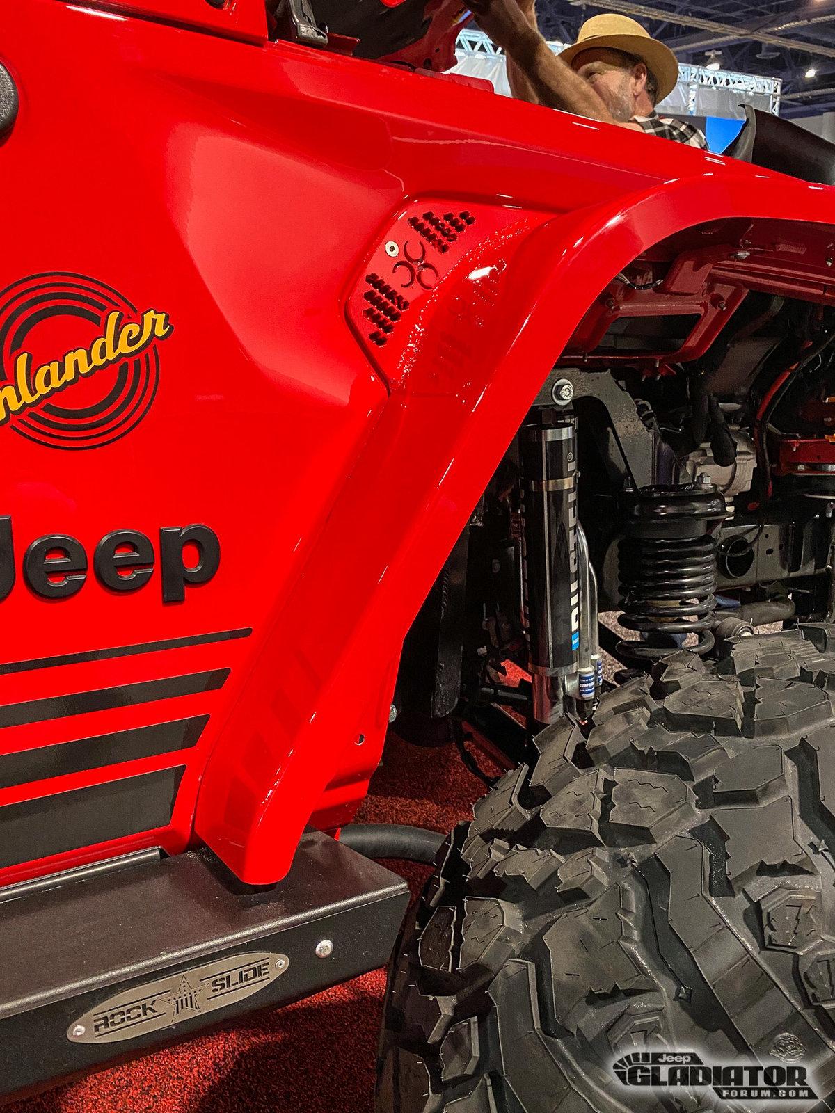 Jeep Gladiator Steer Smarts Gladiator Build [SEMA 2019] Steer-Smarts-Gladiator-Build-SEMA-2019-13