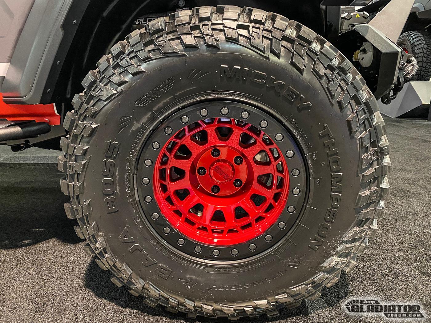 Jeep Gladiator Go Rhino Gladiator Build [SEMA 2019] Go-Rhino-Gladiator-Build-SEMA-2019-9
