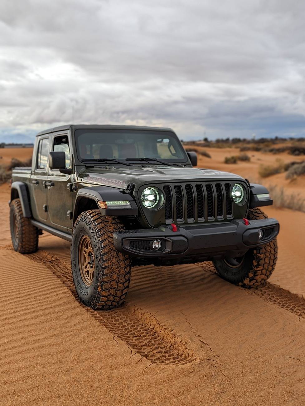 Jeep Gladiator 1 Ton and 40"s JTRD PXL_20240123_230436444.PORTRAIT
