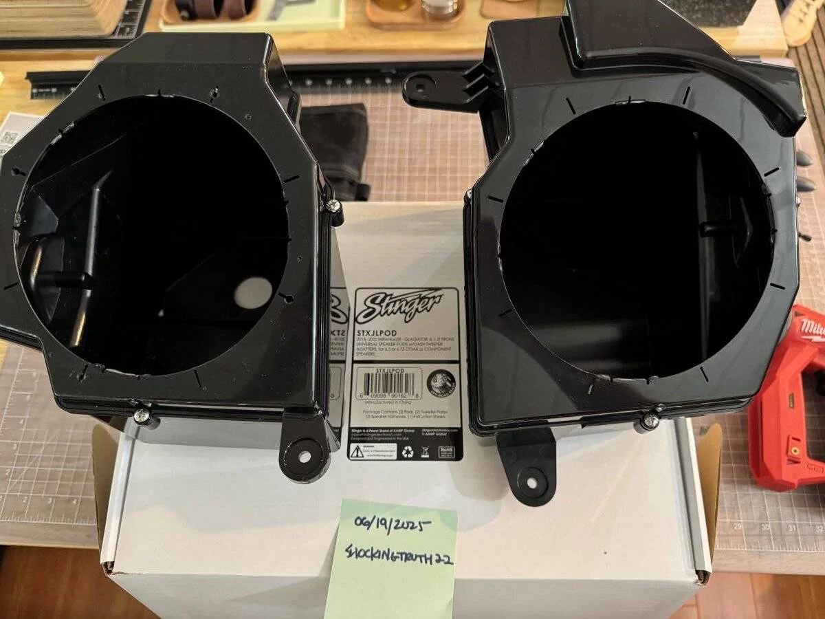 Jeep Gladiator Free - Stinger JL/JT Speaker Pod Adapters, MB Quart JE1-116 Speaker Pod Adapters IMG_6511