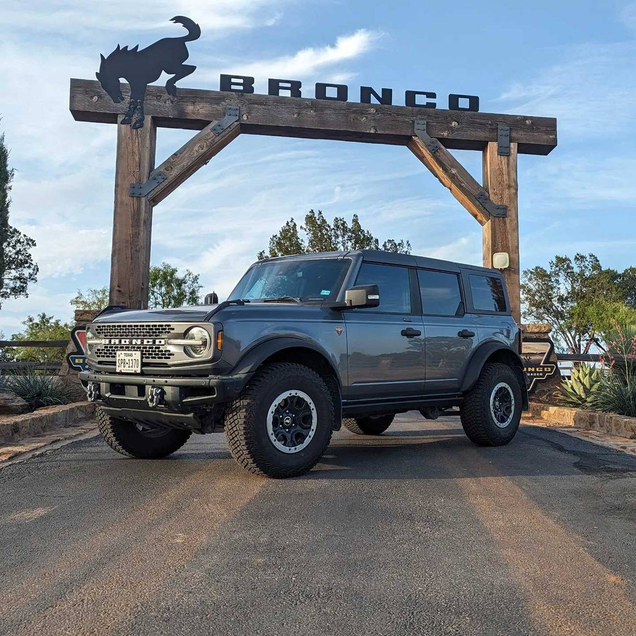 Jeep Gladiator Lets See Your Other Rides!! IMG_20230716_211934_223
