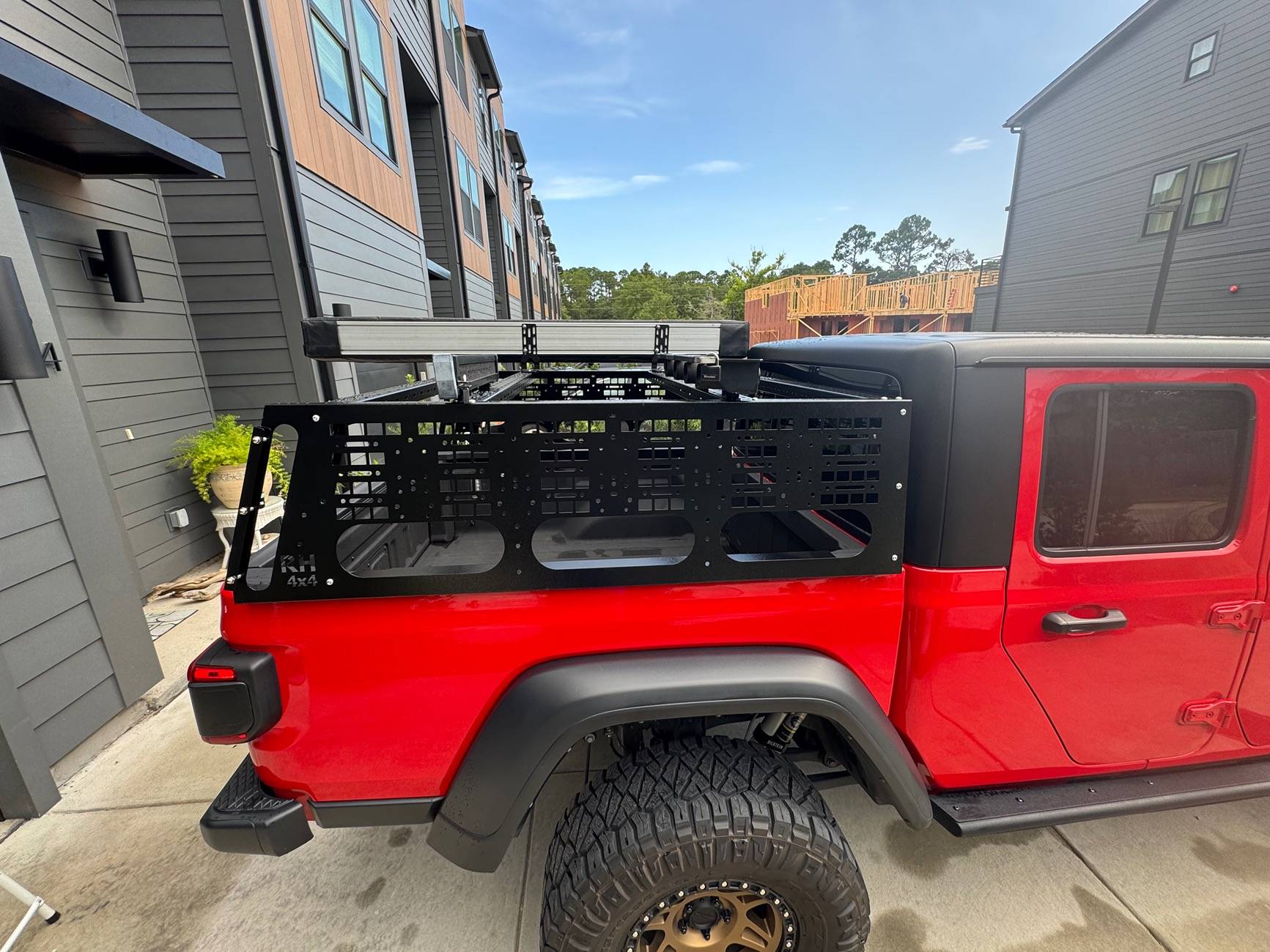 Jeep Gladiator Rock Hard 4x4 bed rack 270 deg awning IMG_1661