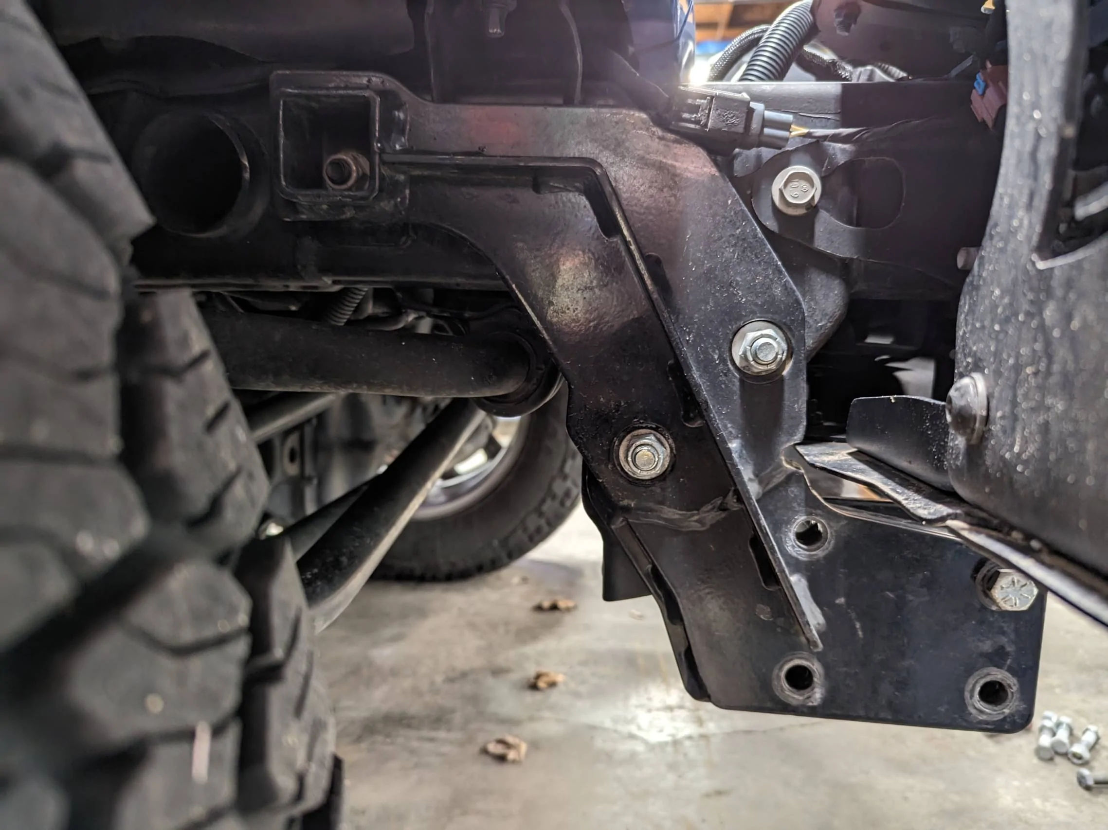 Jeep Gladiator Mojave shock reservoir relocating questions PXL_20240307_172327911