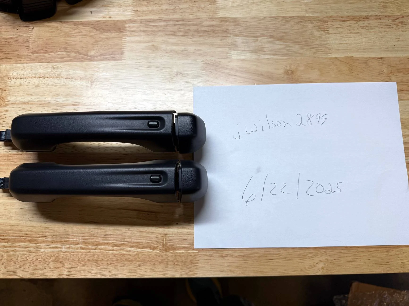 Jeep Gladiator Proximity entry door handles (and regular ones too) IMG_3363