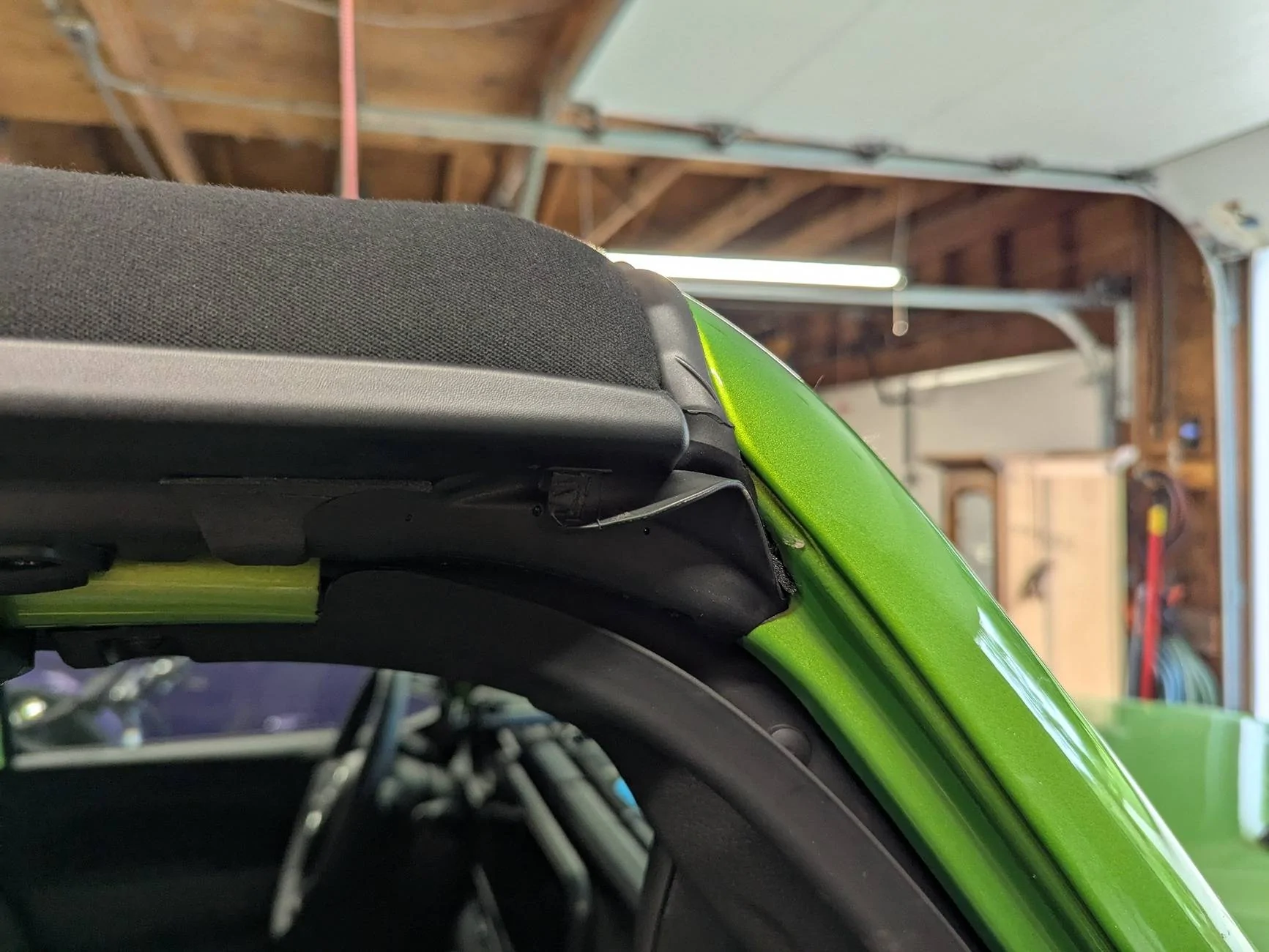 Jeep Gladiator Sunrider owners - MY mess-up, or theirs? PXL_20250624_140440903