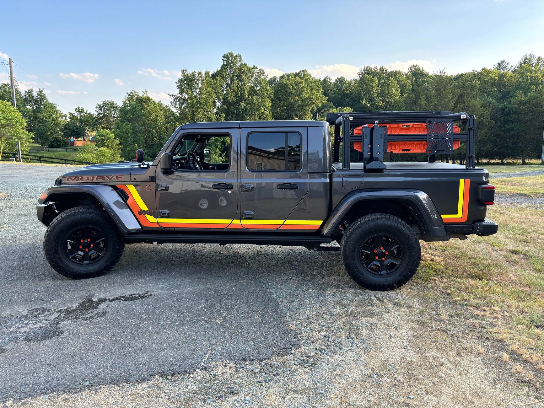 Jeep Gladiator Virginia re-gearing shop gladys stripe lateral