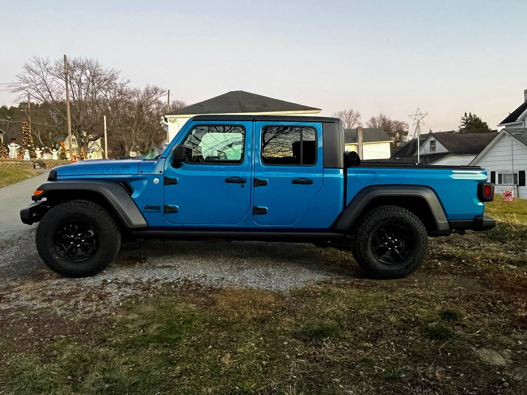 Jeep Gladiator 290/70/17 or 285/75/17 IMG_5423