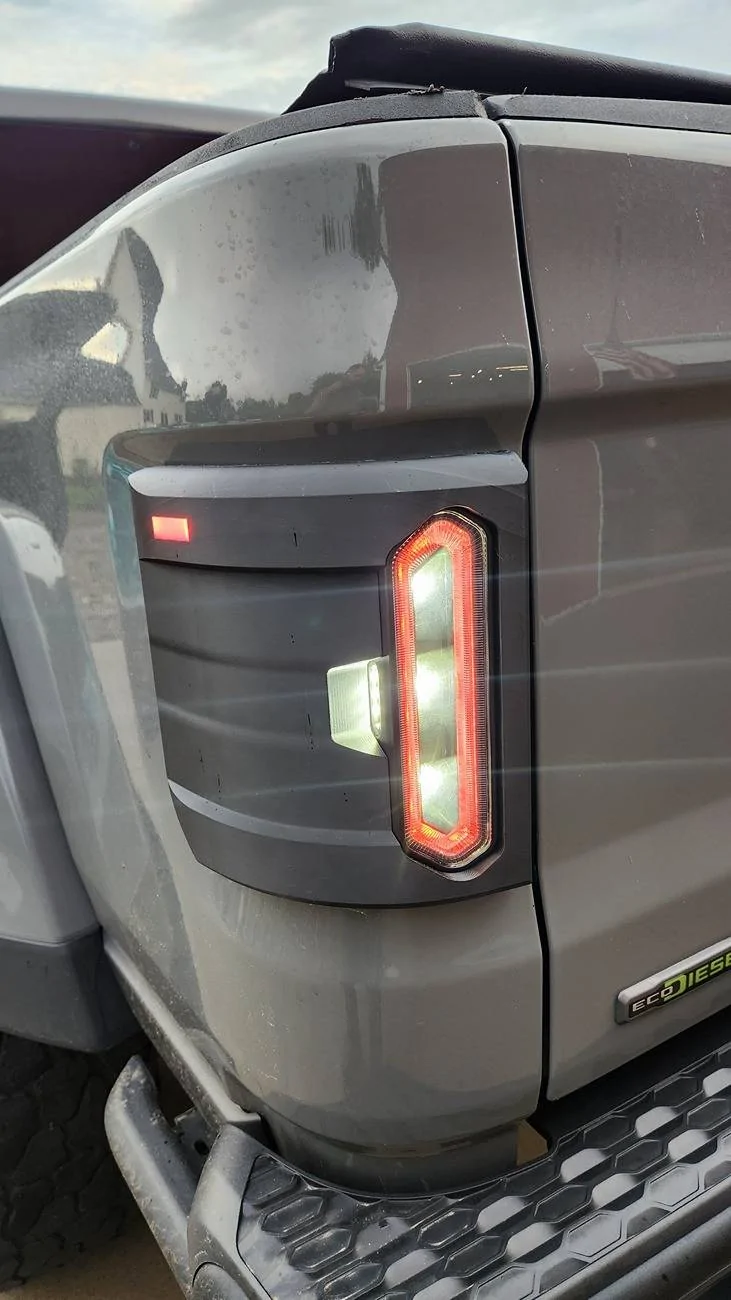 Jeep Gladiator Another flush mount tail light 20250626_201054