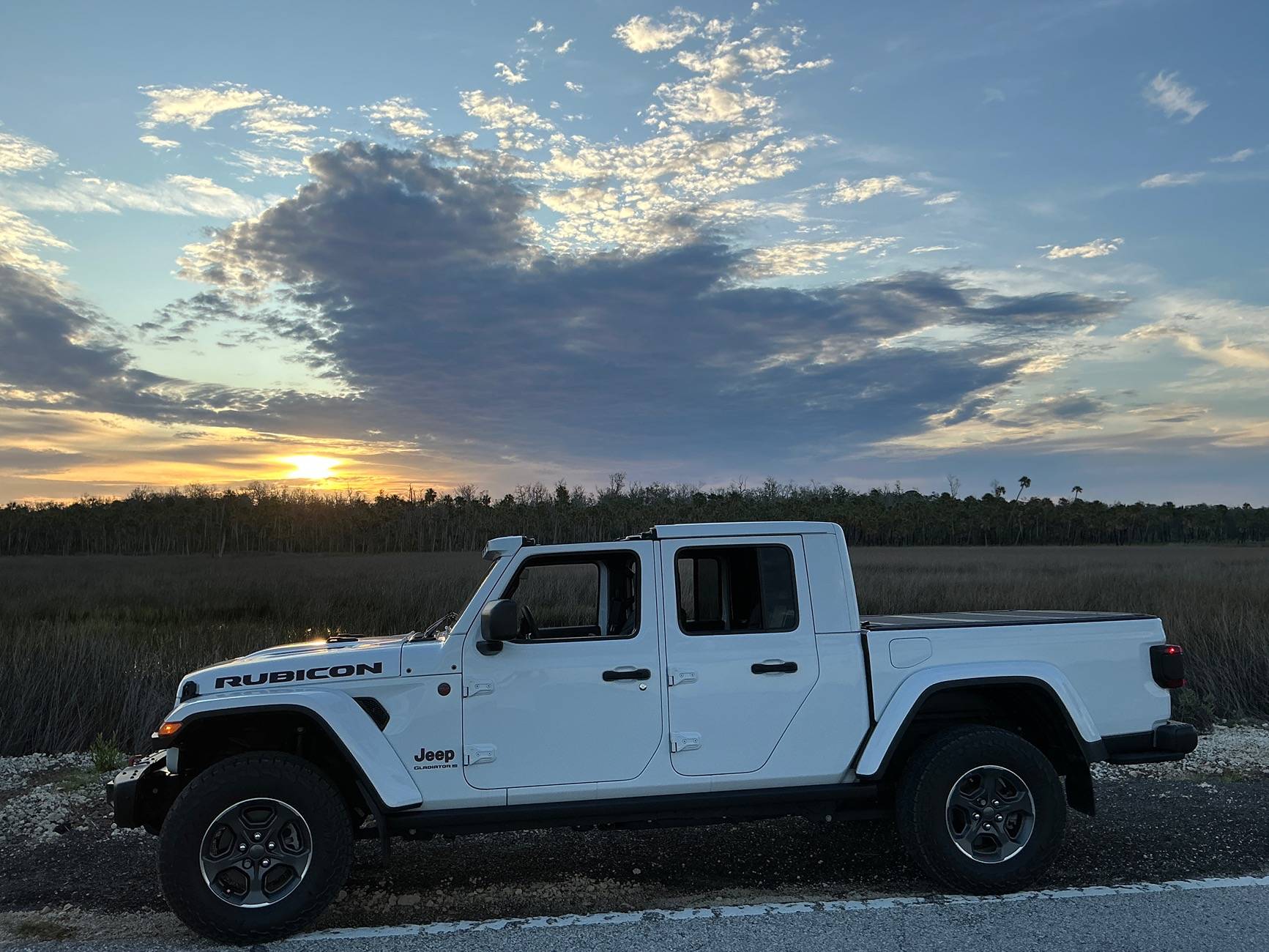 Jeep Gladiator Show your Sunrise photo IMG_0370
