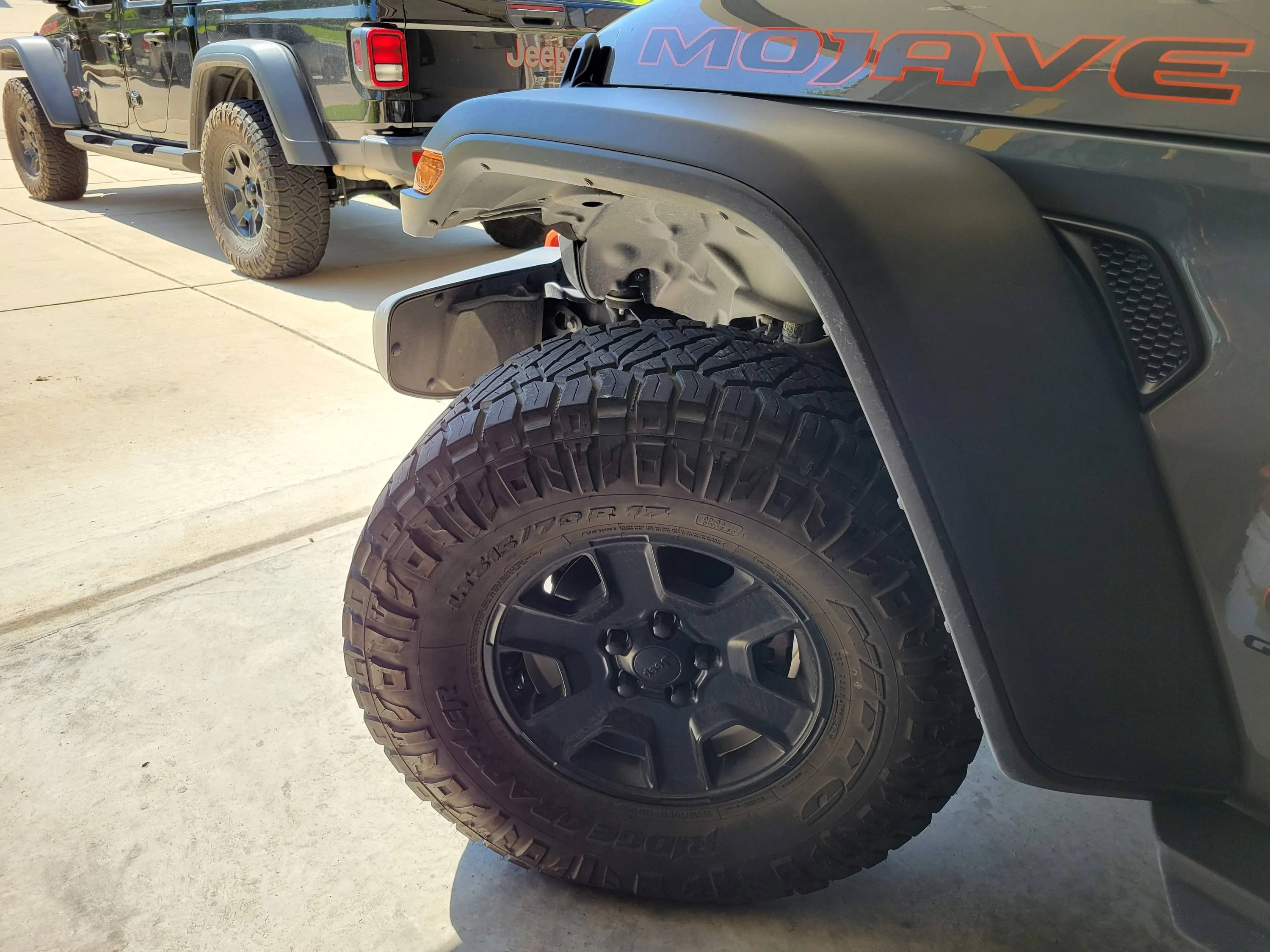 Jeep Gladiator Bigger Tire on Factory Rim? 1RqSvYl