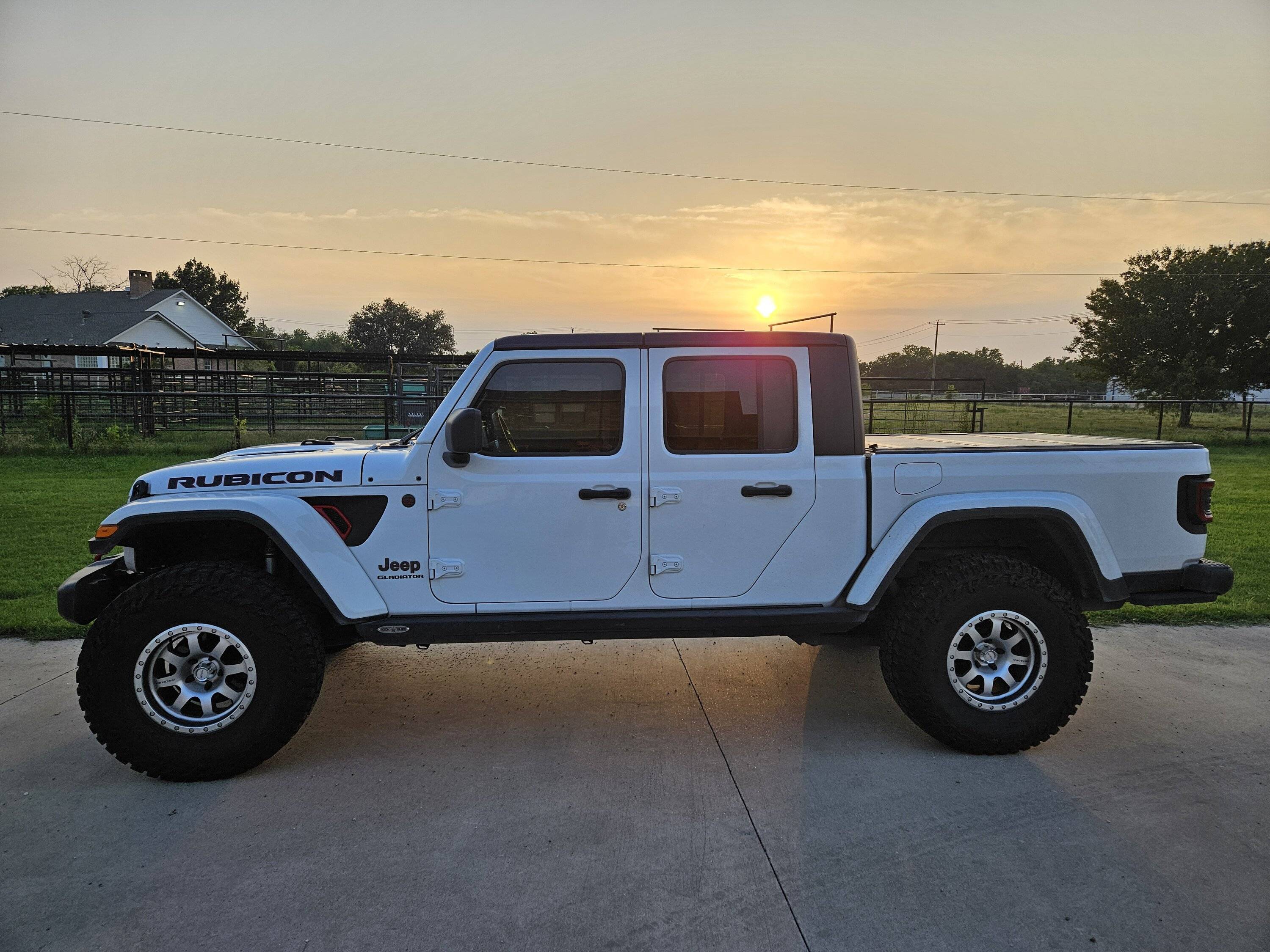 Jeep Gladiator 2020 Rubicon Gladiator - $38k 20240604_200034