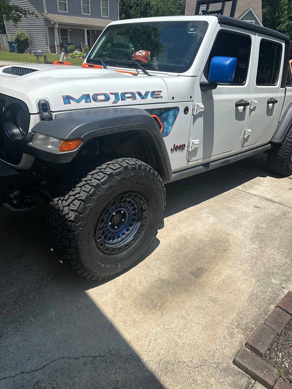 Jeep Gladiator New Mojave 35” tire upgrade on stock wheels IMG_9392