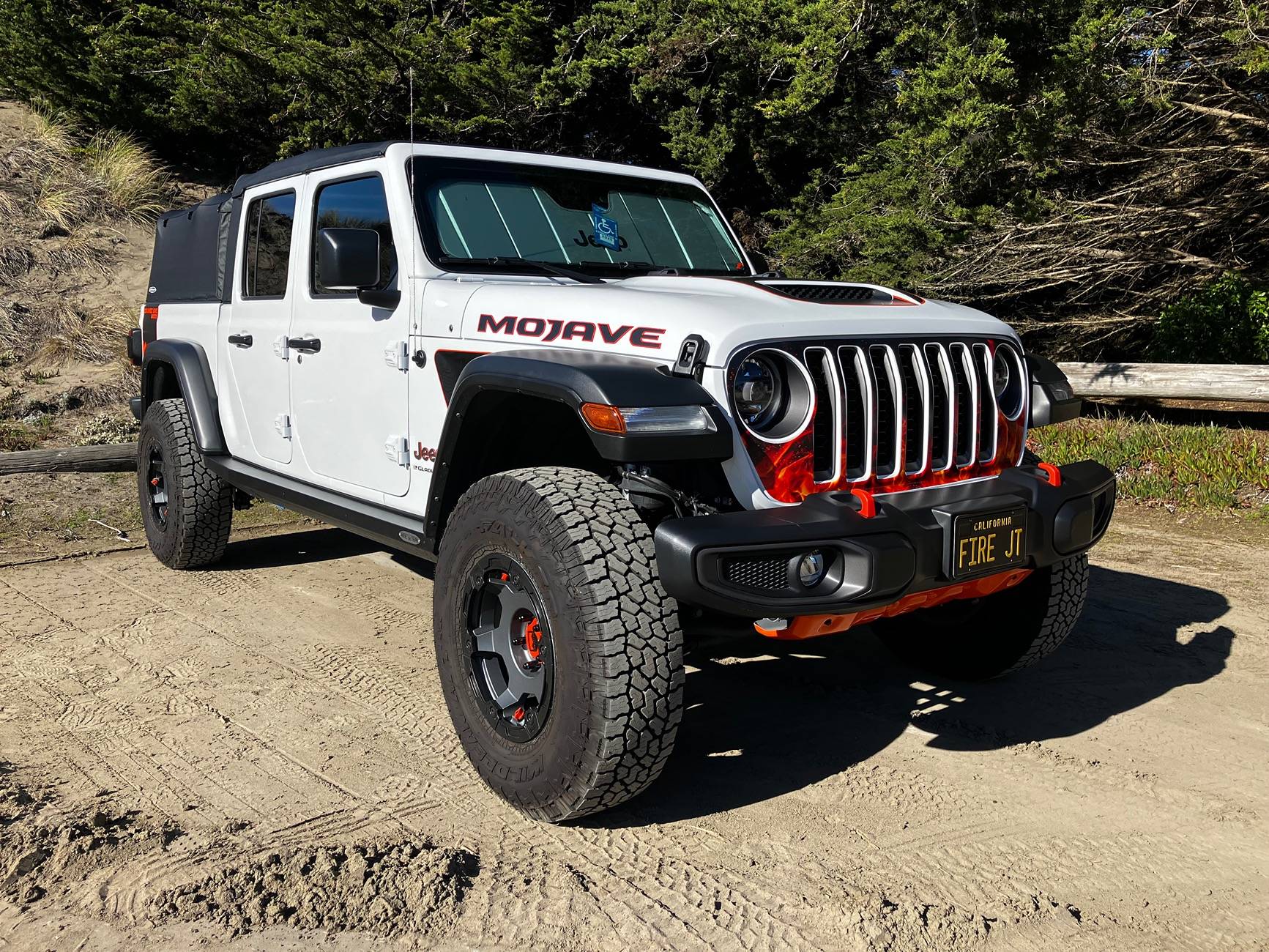 Jeep Gladiator New Mojave 35” tire upgrade on stock wheels IMG_2158