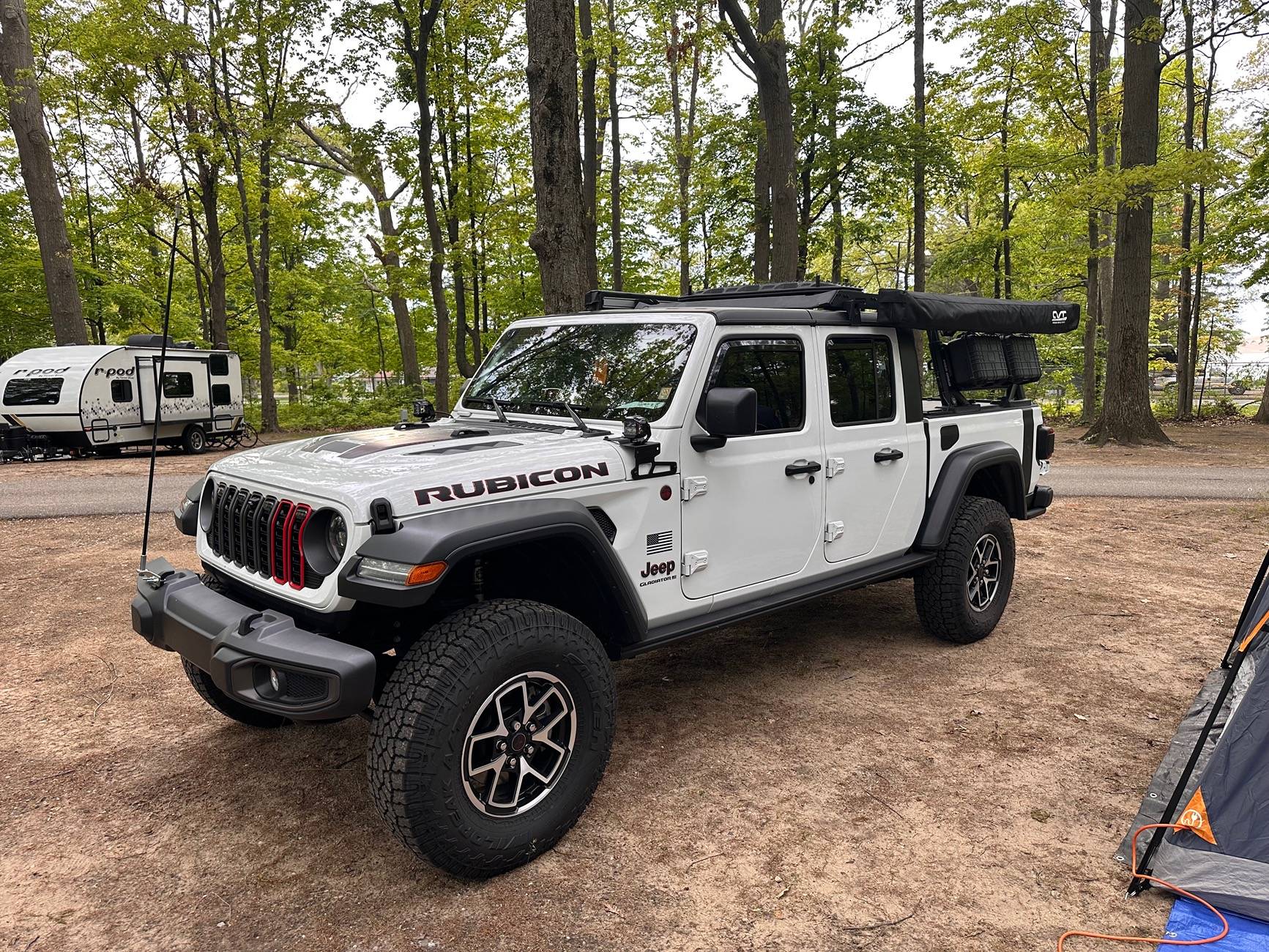 Jeep Gladiator New Mojave 35” tire upgrade on stock wheels IMG_3562