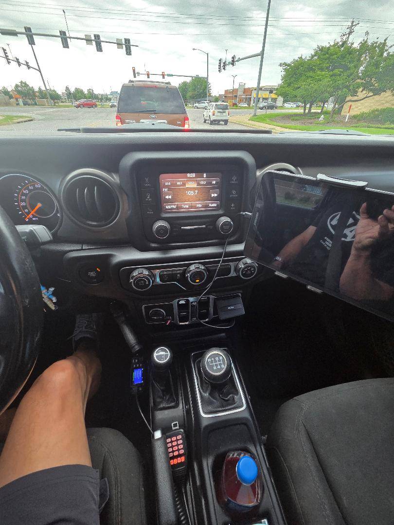 Jeep Gladiator Mopar Dash Accessory Rail for mounting phones, ect dash