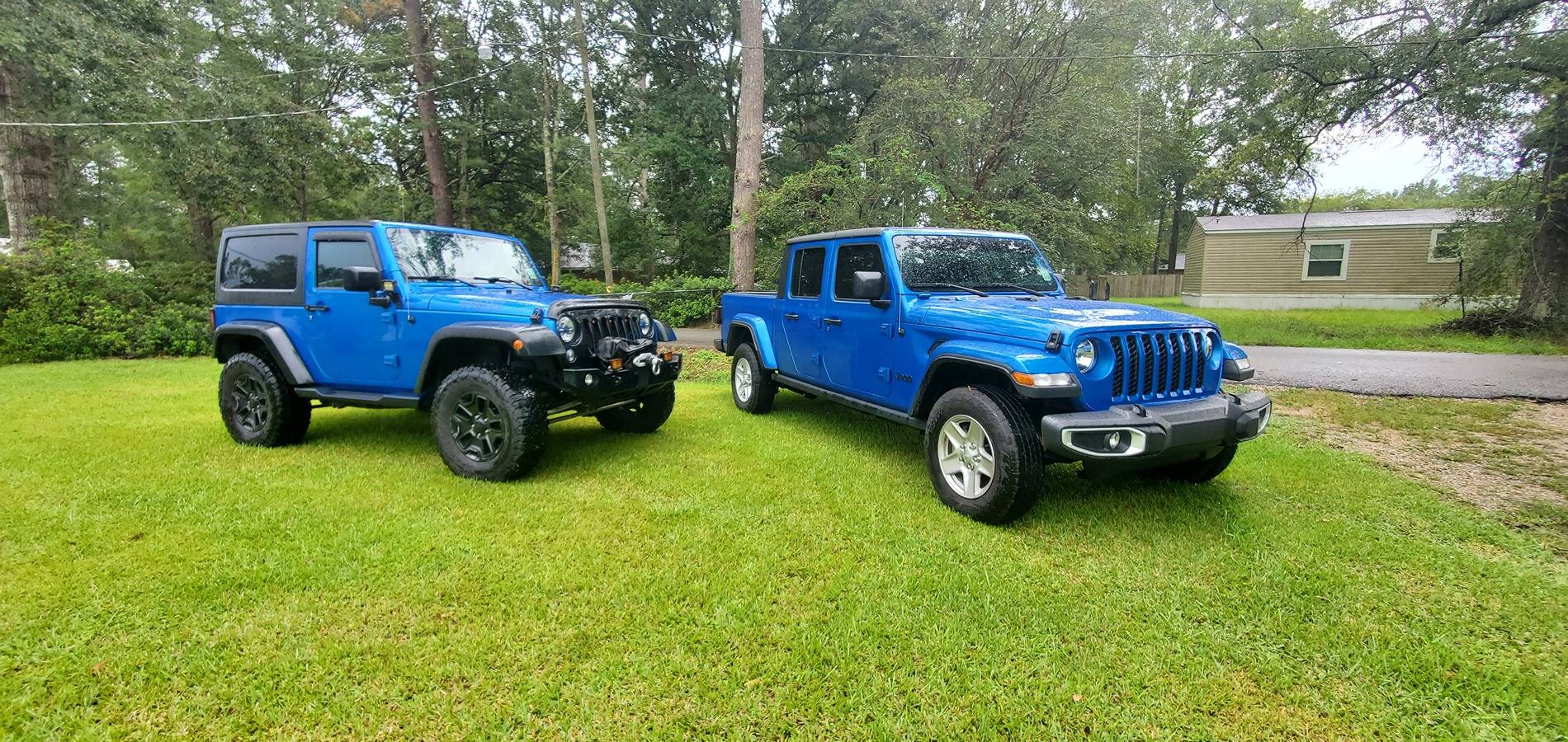 Jeep Gladiator '22 Sport S Max Tow, Three Years / 30K in Review 20220903_125833