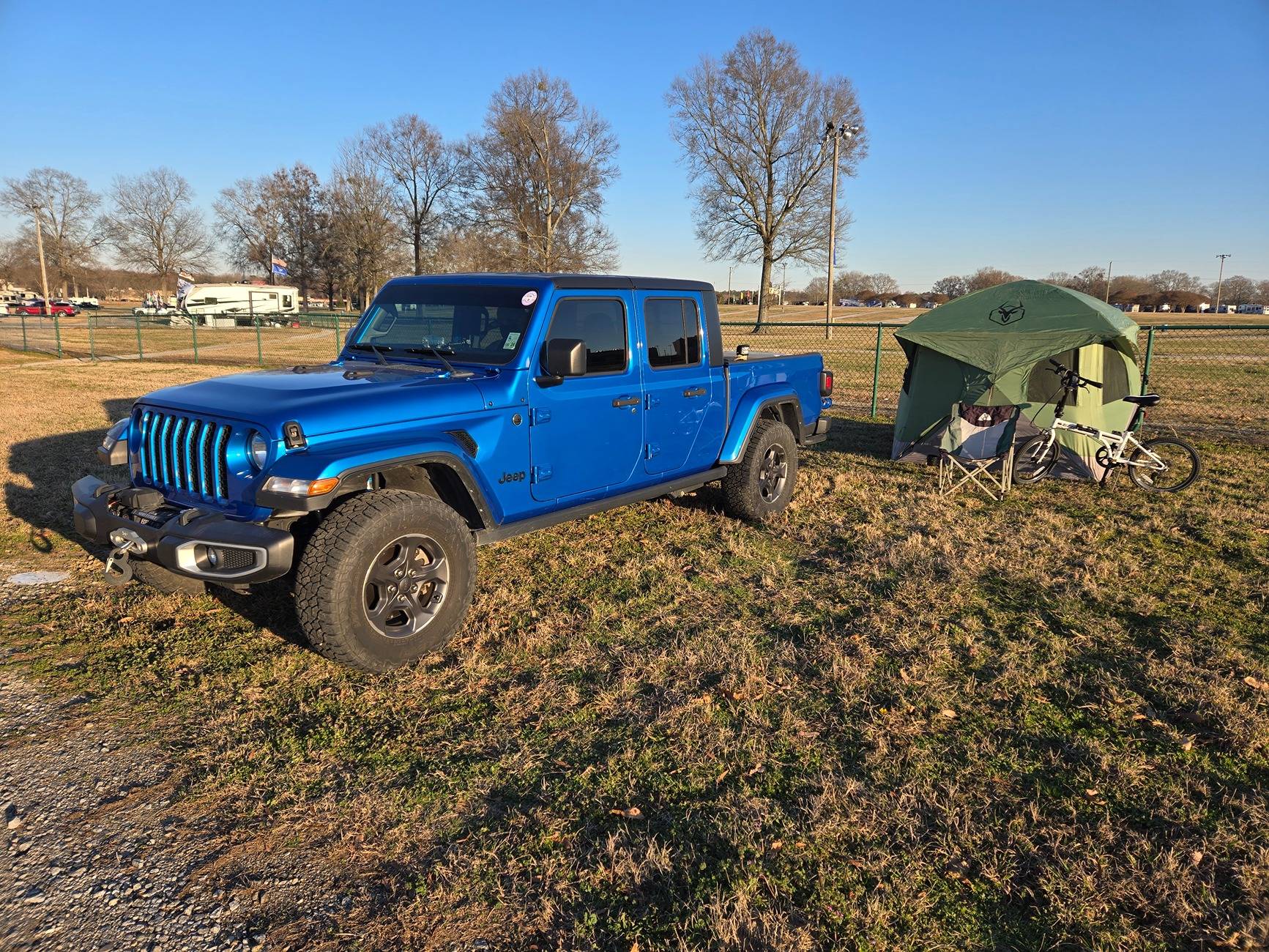 Jeep Gladiator '22 Sport S Max Tow, Three Years / 30K in Review 20250220_173346