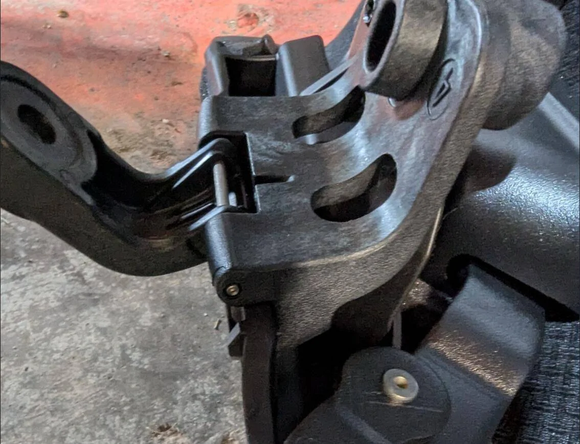 Jeep Gladiator Sunrider owners - MY mess-up, or theirs? 1751509952455-1c