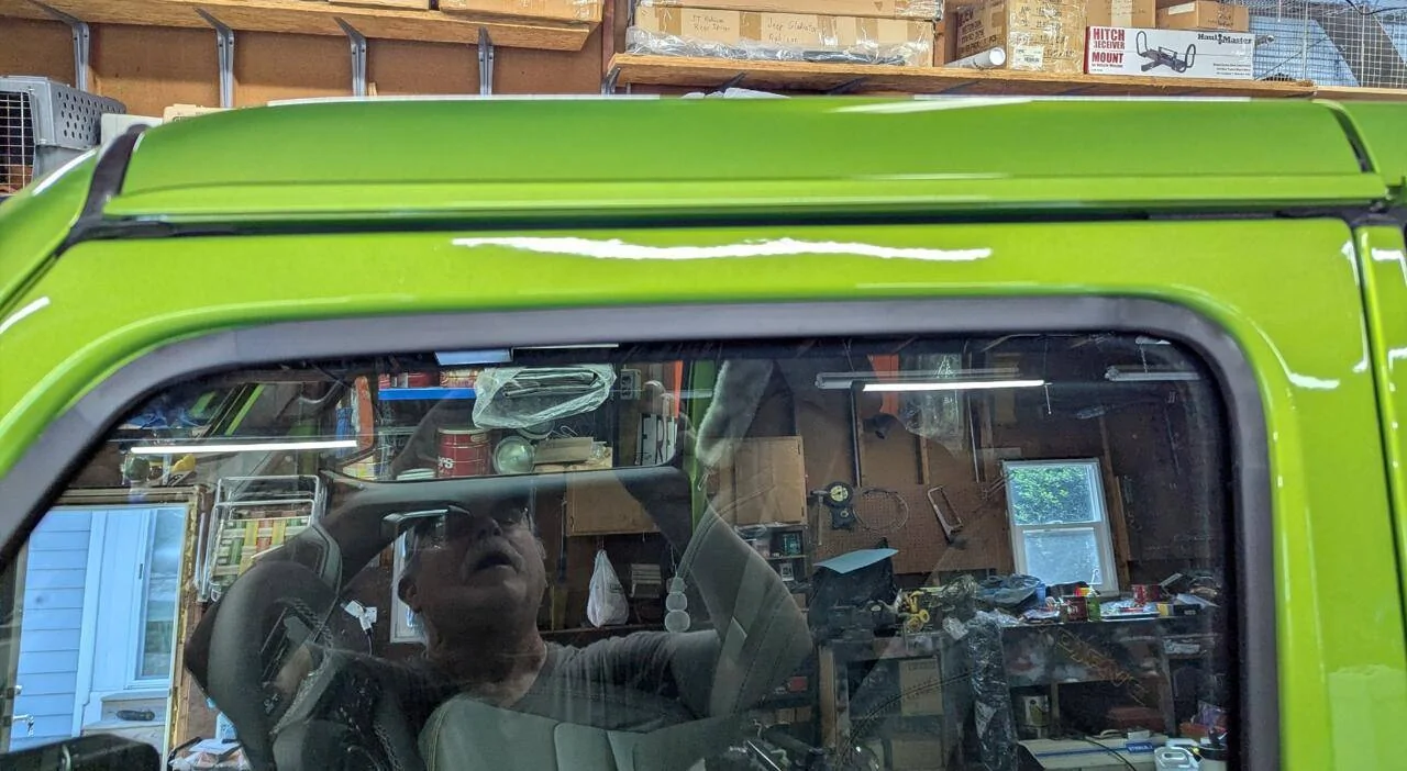 Jeep Gladiator Sunrider owners - MY mess-up, or theirs? 1751552713483-xf
