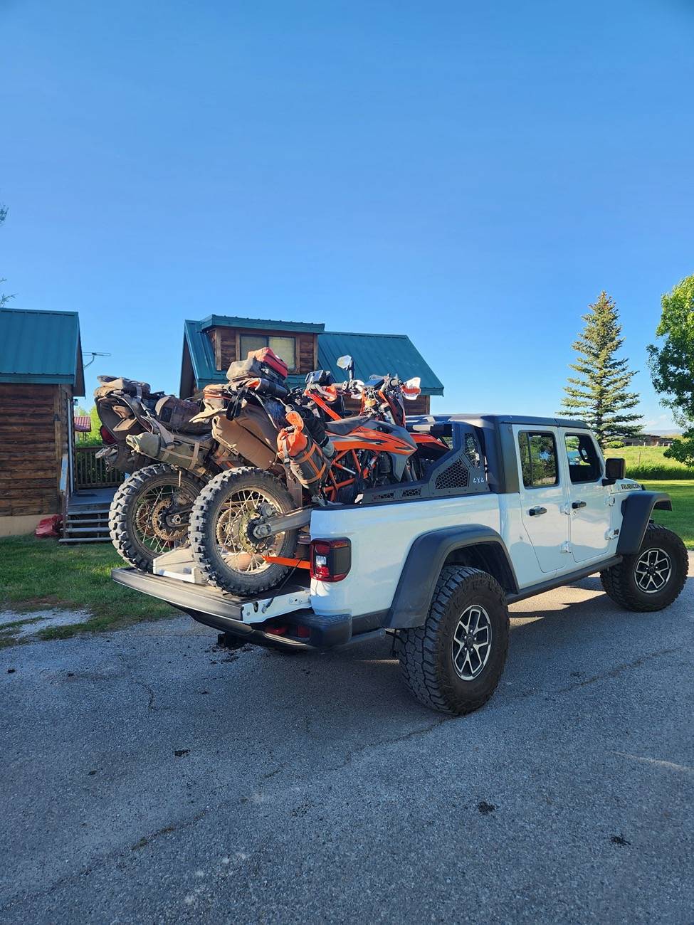 Jeep Gladiator What did you HAUL in your JT today? 695753042857484327