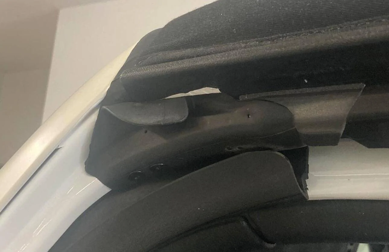 Jeep Gladiator Sunrider owners - MY mess-up, or theirs? 1751576659144-sn