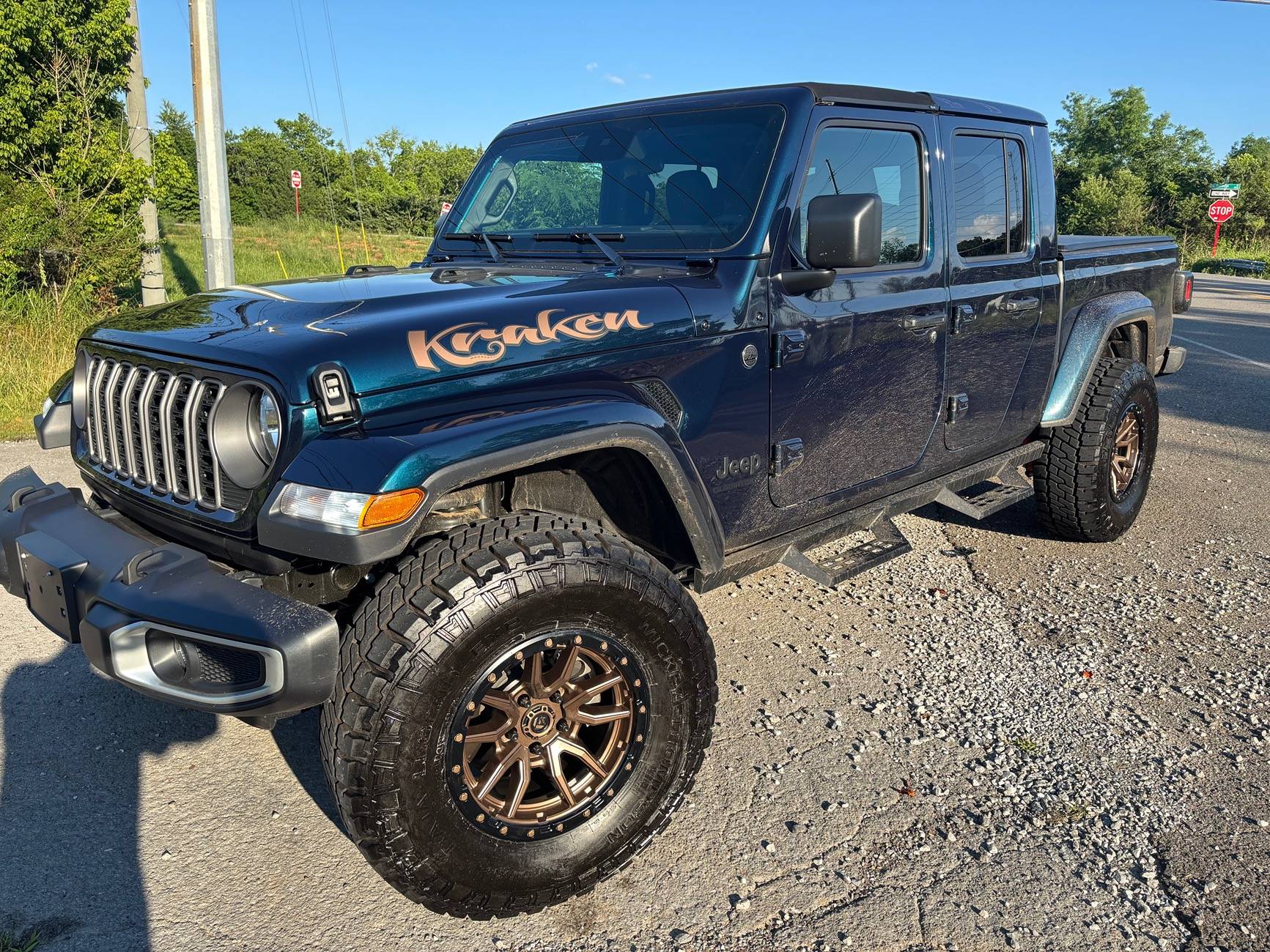 Jeep Gladiator Fathom Blue ‘25 JT “The Kraken” IMG_1884