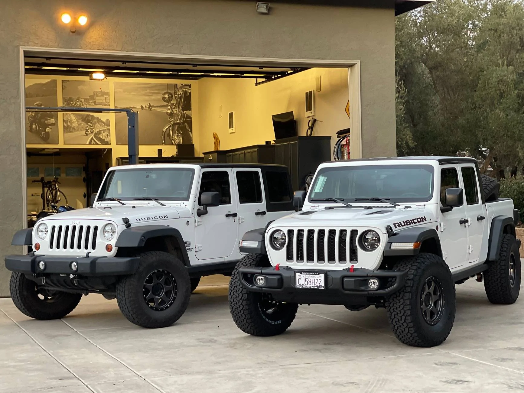 Jeep Gladiator My Two Jeeps. Let's See Yours IMG_1115