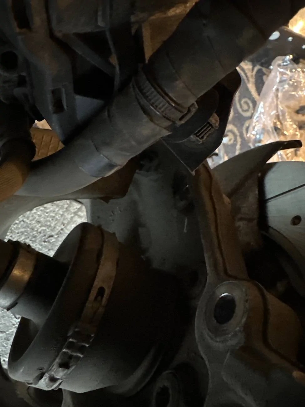Jeep Gladiator Drilling Knuckles imag