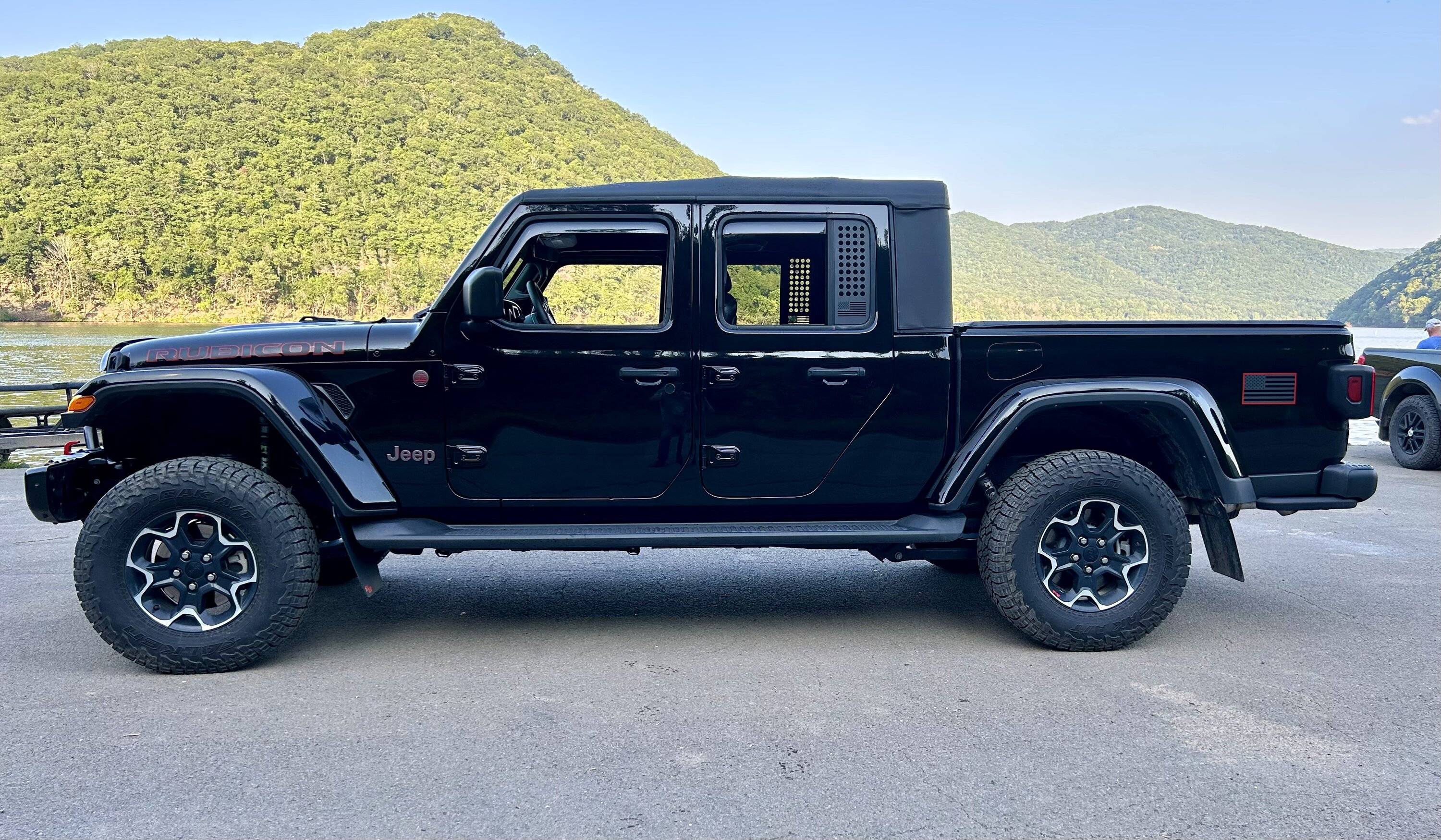 Jeep Gladiator Installed The 1.5” Leveling Kit IMG_9165