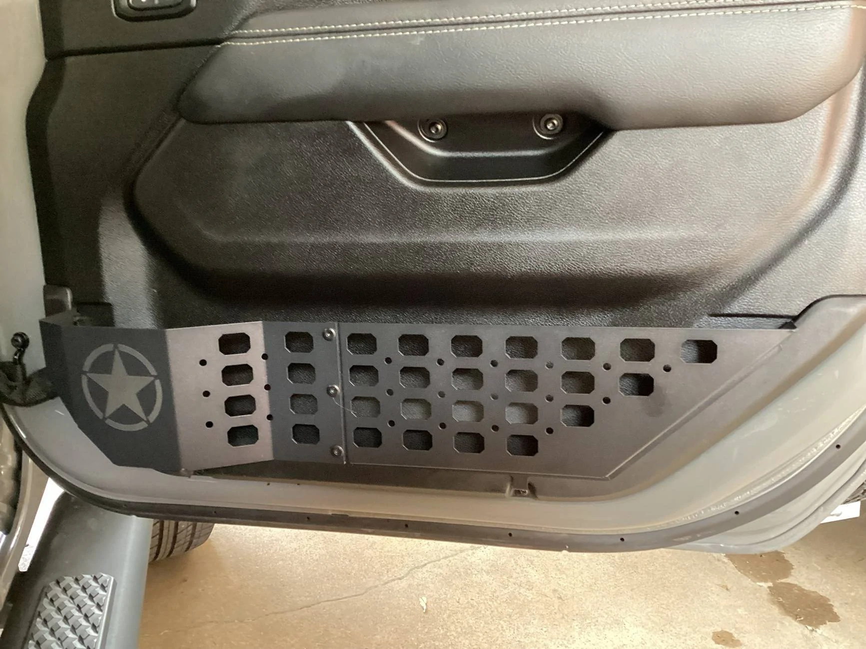 Jeep Gladiator Door Storage door 2