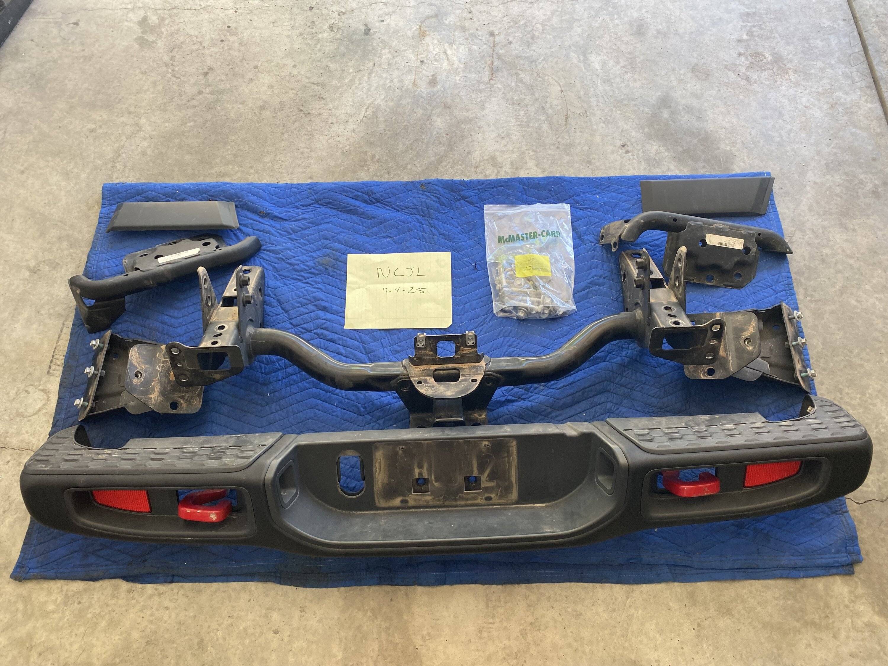 Jeep Gladiator JTR Bumper/Tow Hitch IMG_8729