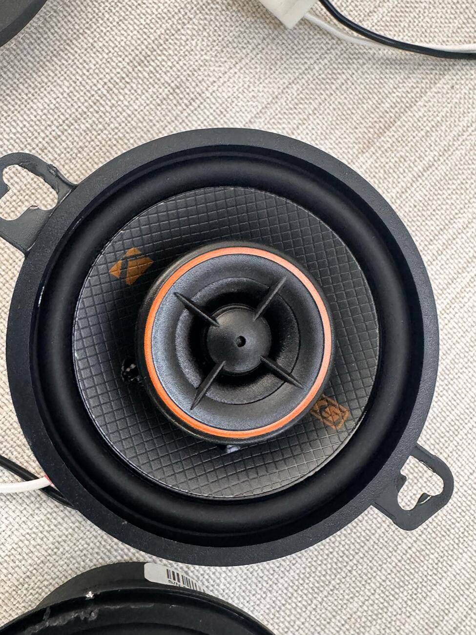 Jeep Gladiator FS - Kicker Speakers - KSC-350 (PAIR) and KSC-40 (pair) tempImagemYTG2N