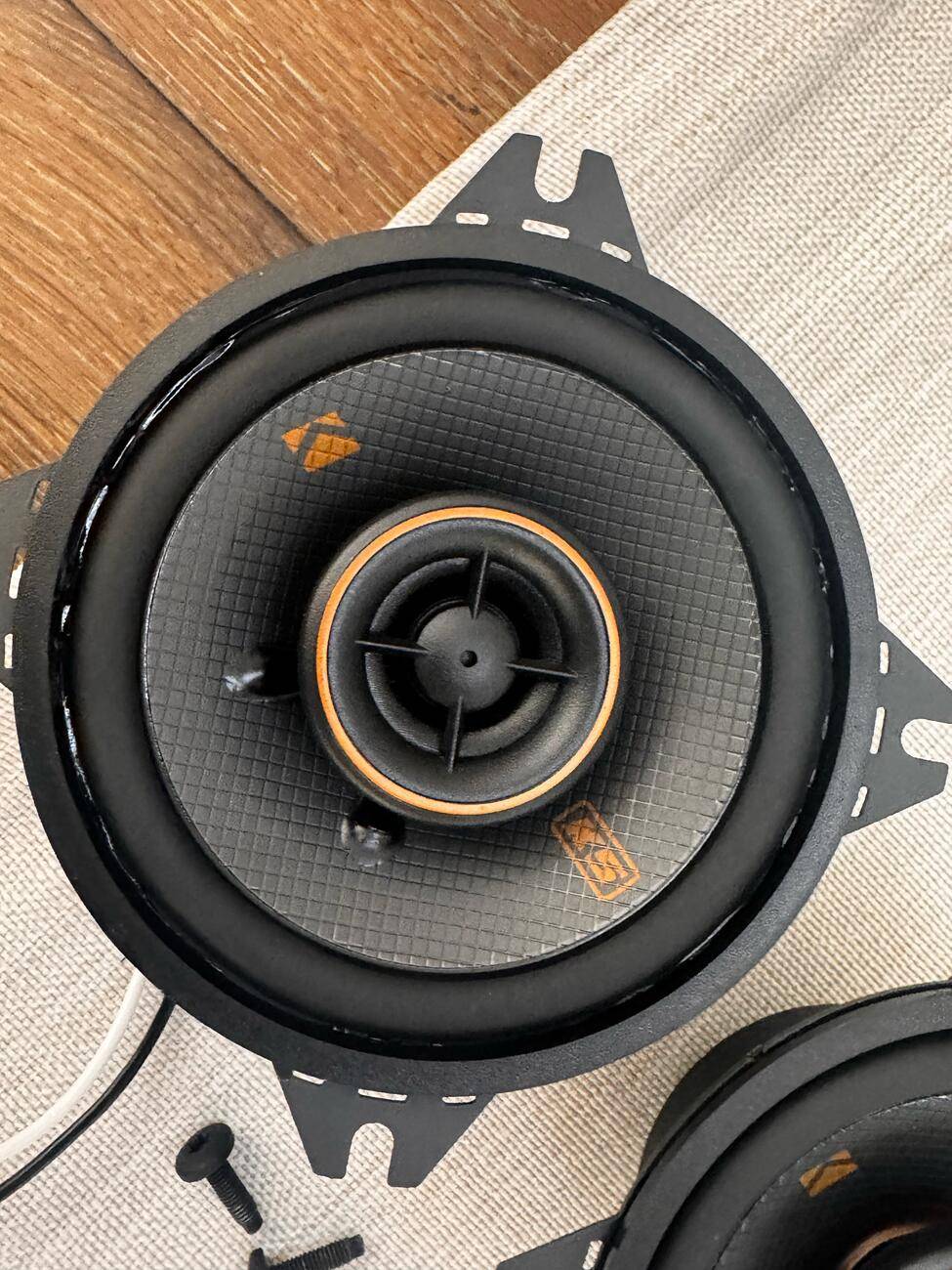 Jeep Gladiator FS - Kicker Speakers - KSC-350 (PAIR) and KSC-40 (pair) tempImagetK0rHR
