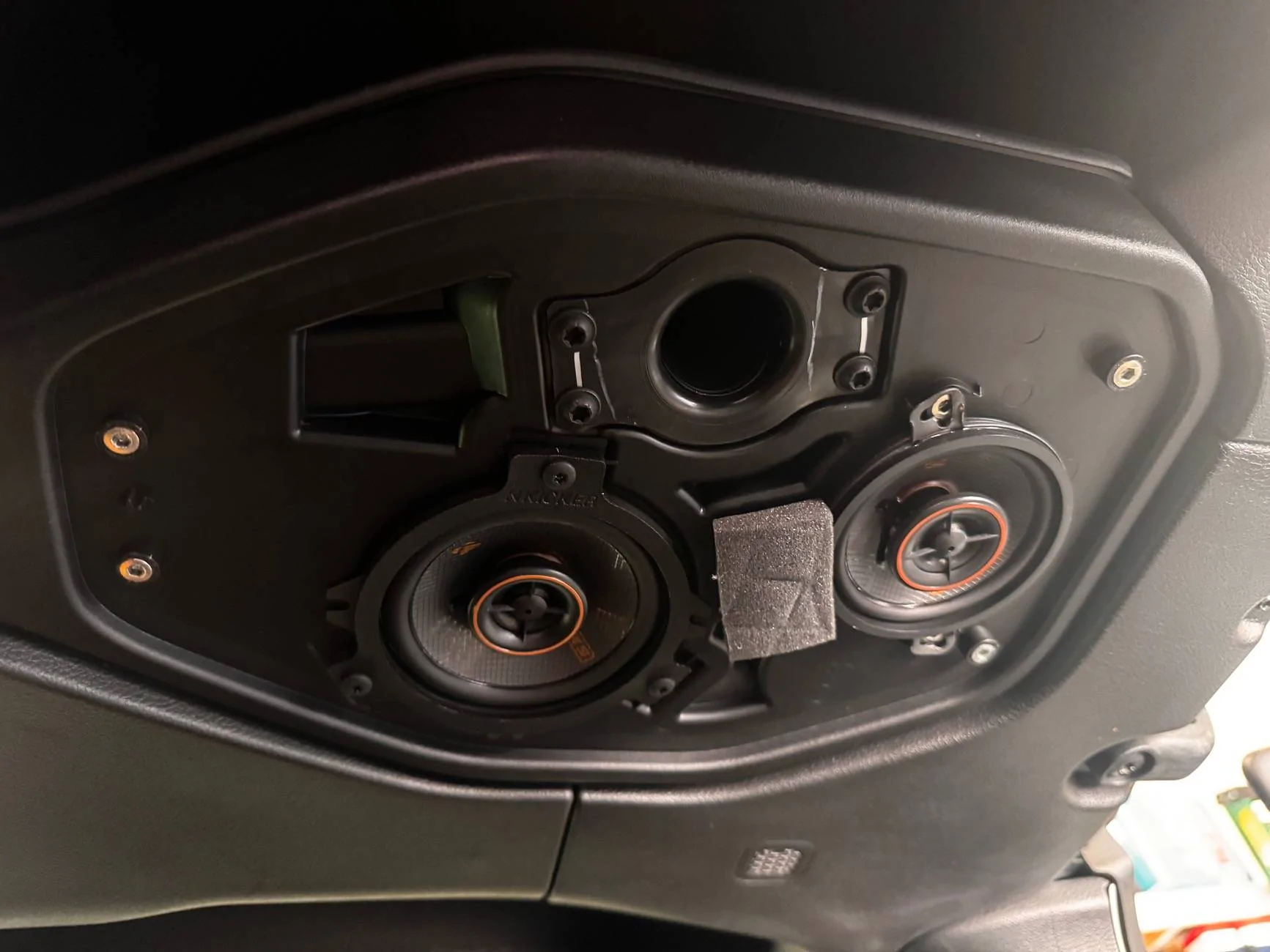 Jeep Gladiator FS - Kicker Speakers - KSC-350 (PAIR) and KSC-40 (pair) IMG_9932
