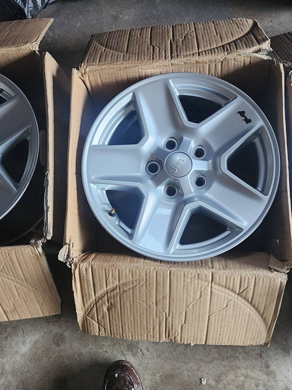 Jeep Gladiator Rims for sale in lancaster pa 1000012098
