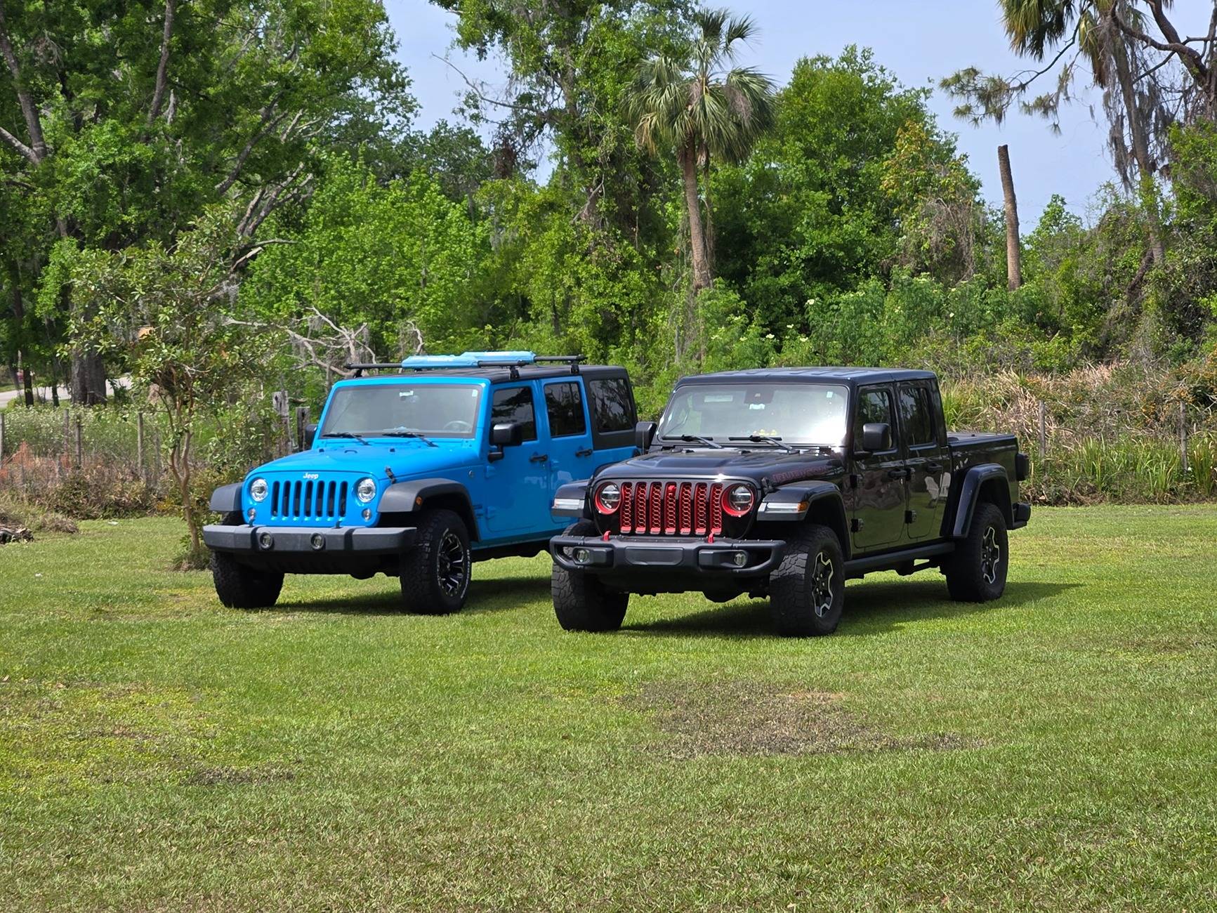 Jeep Gladiator My Two Jeeps. Let's See Yours 20250323_124010