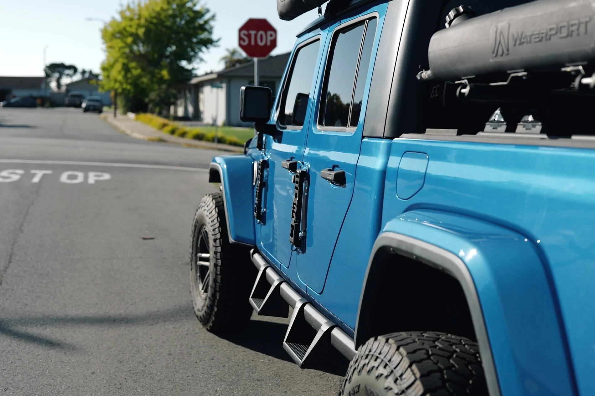 Jeep Gladiator Mopar Sliders + NXTGEN Steps L1000025