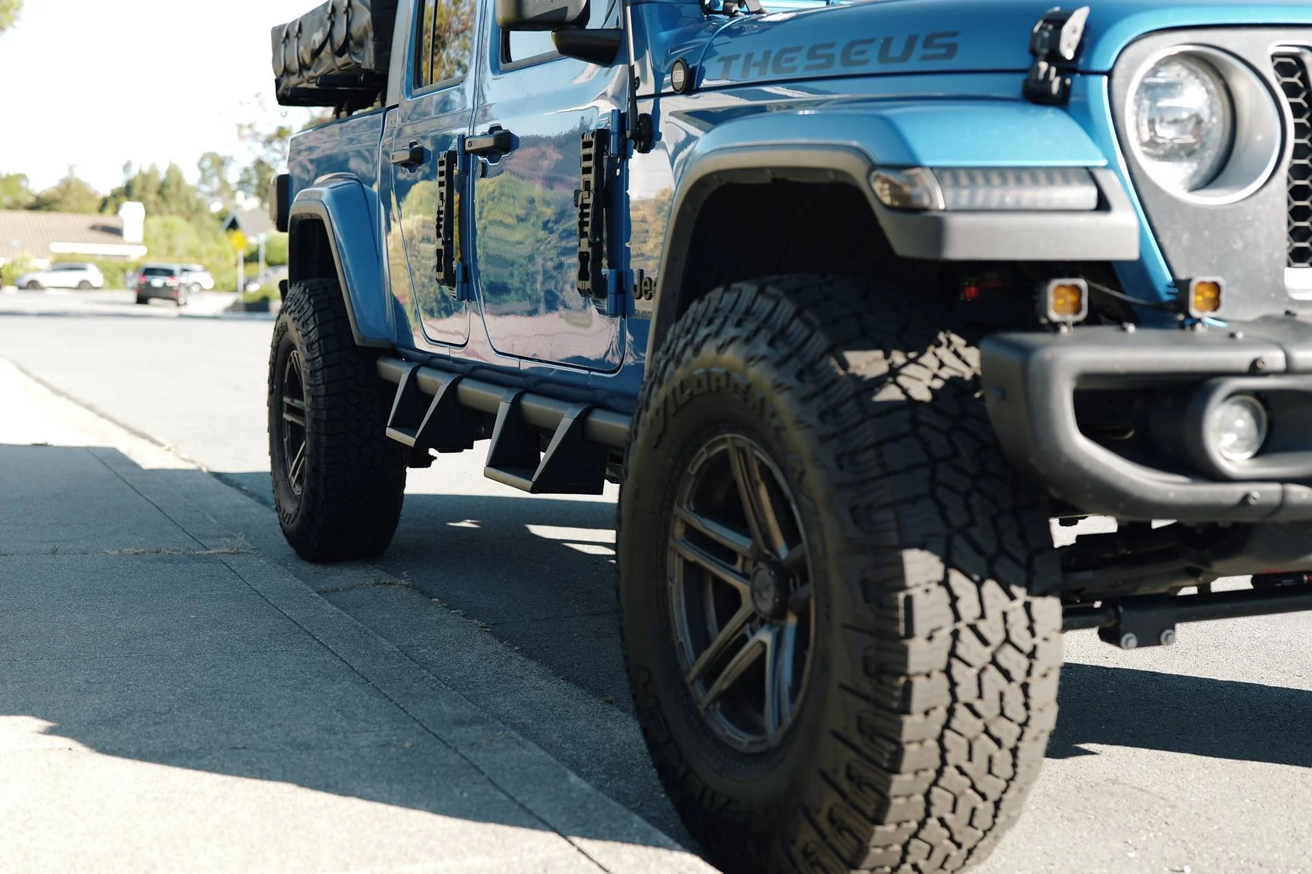 Jeep Gladiator Mopar Sliders + NXTGEN Steps L1000020