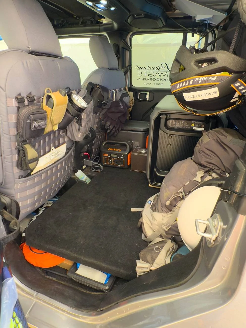 Jeep Gladiator Rear Seat Delete w/o A Storage System? 010