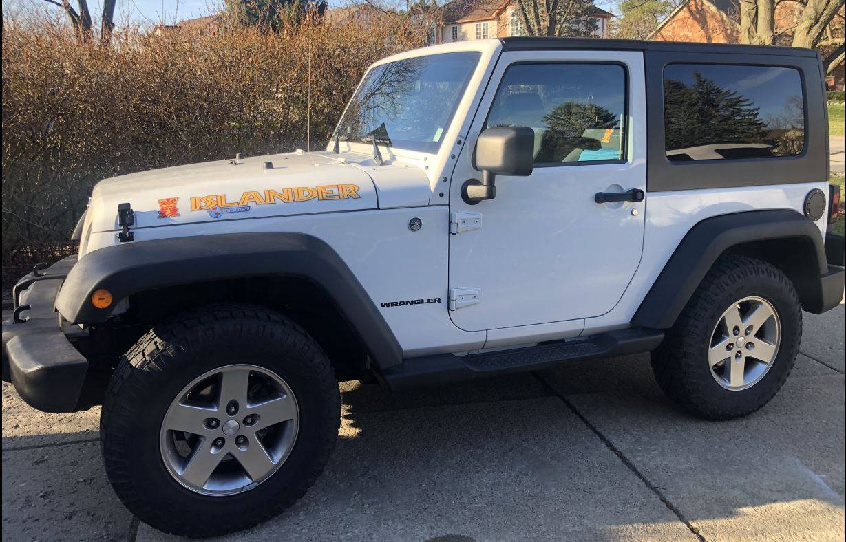 Jeep Gladiator Im New here. No but really. 2025' Rubicon islander.JPG