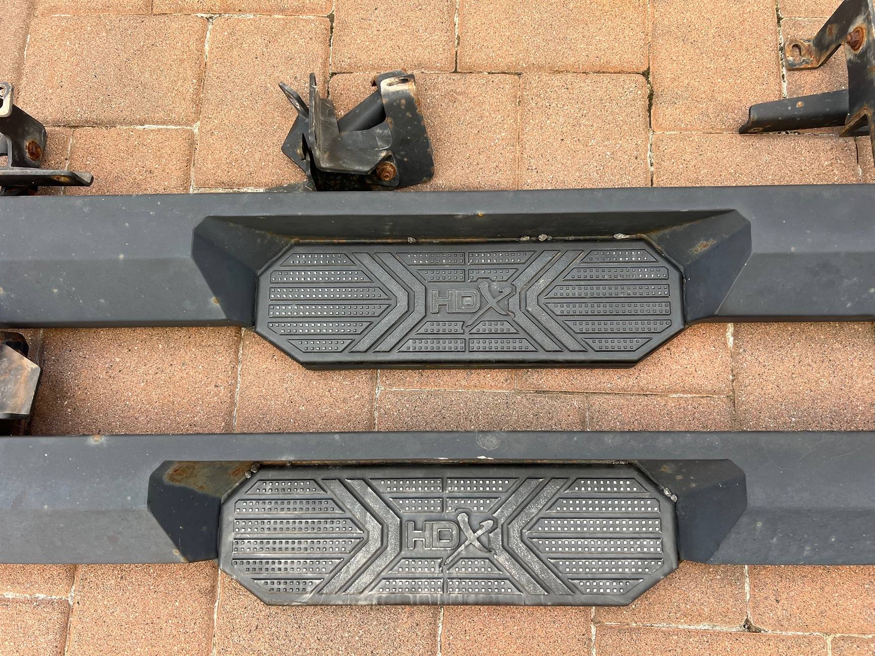 Jeep Gladiator FREE SIDE BARS IMG_5047