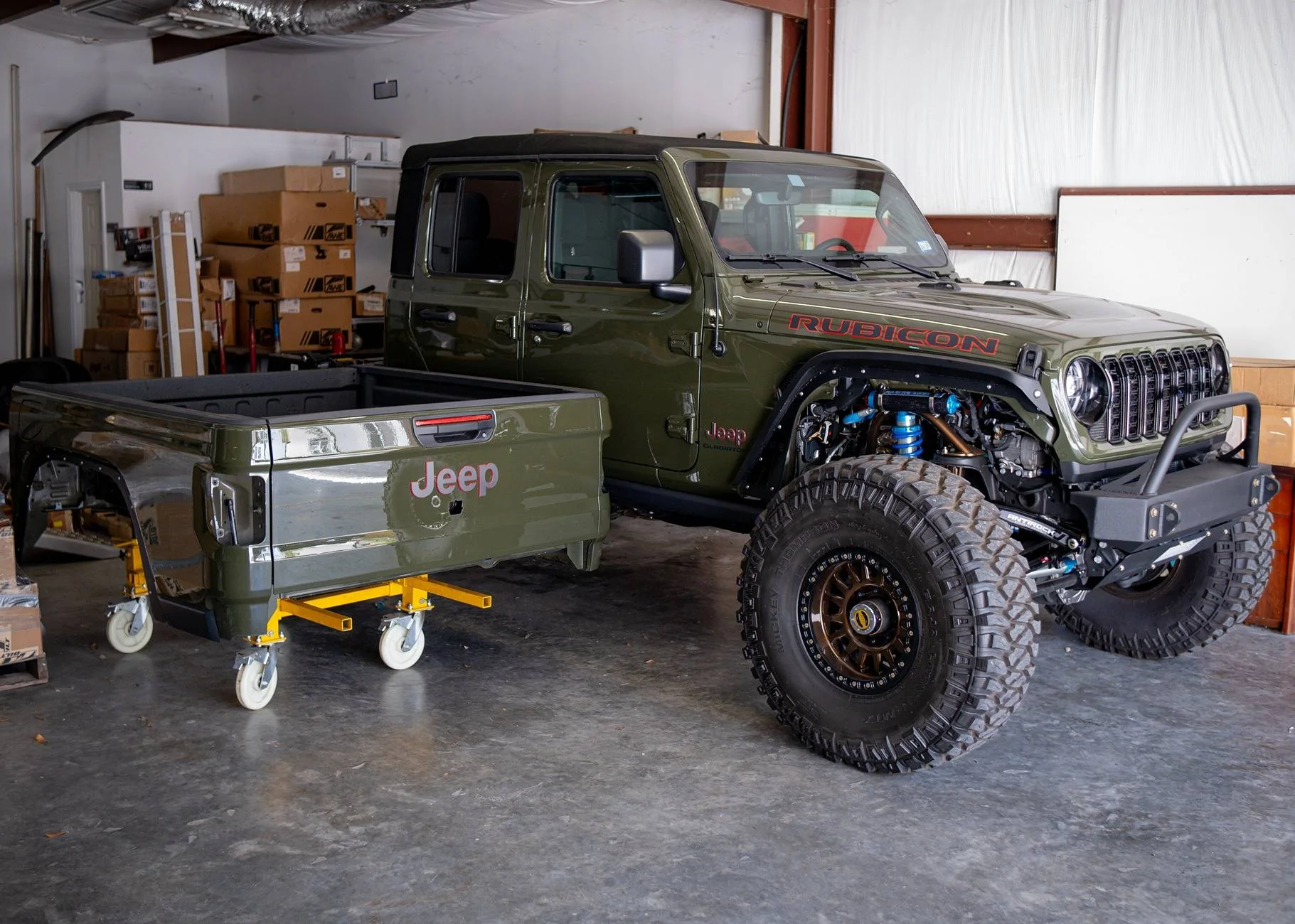 Jeep Gladiator Gladiator Bed: Sarge Green DSCF6427