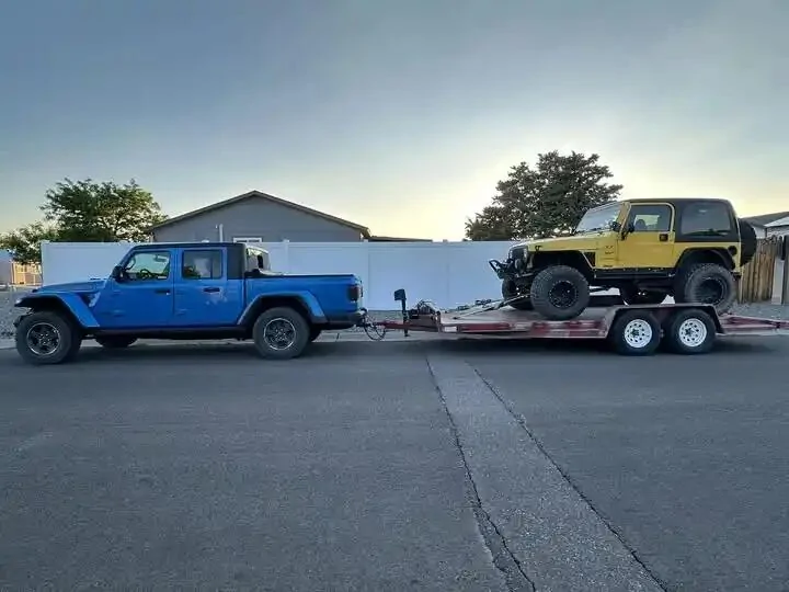 Jeep Gladiator 1st Time towing with my 25 Max Tow 1752508054646-rs