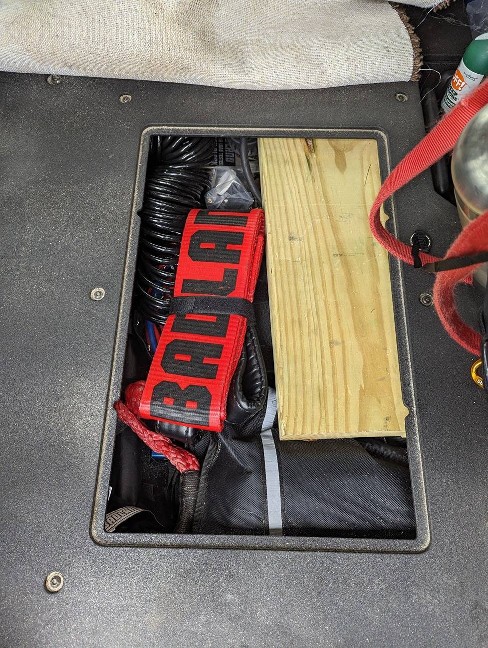 Jeep Gladiator Where do you store your recovery gear? PXL_20250530_203317833