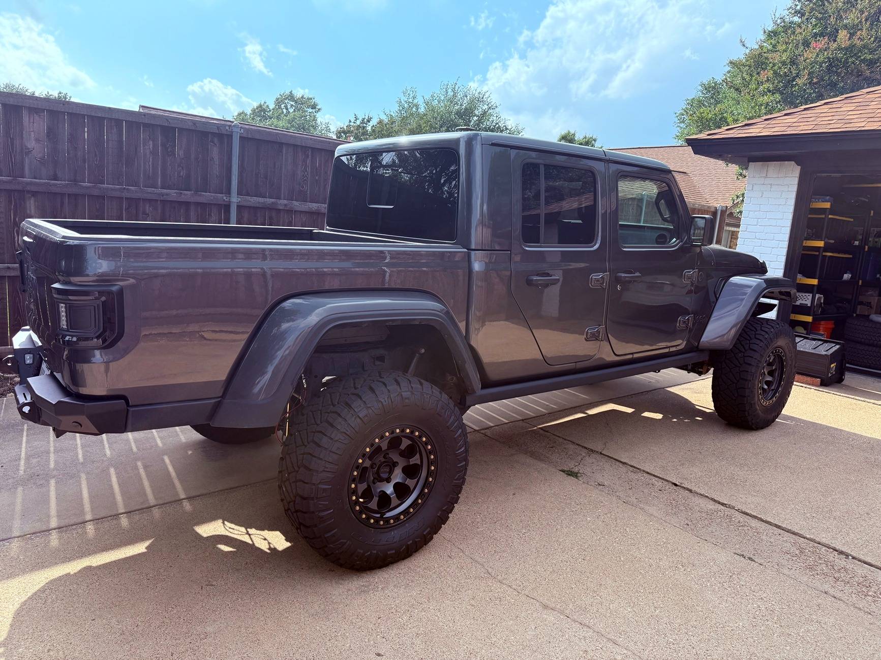 Jeep Gladiator New Gladiator Nighthawk IMG_1142