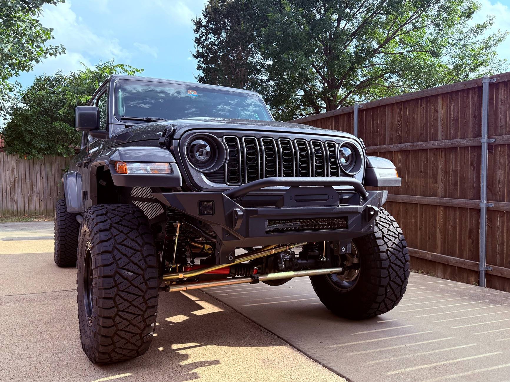 Jeep Gladiator New Gladiator Nighthawk IMG_1145
