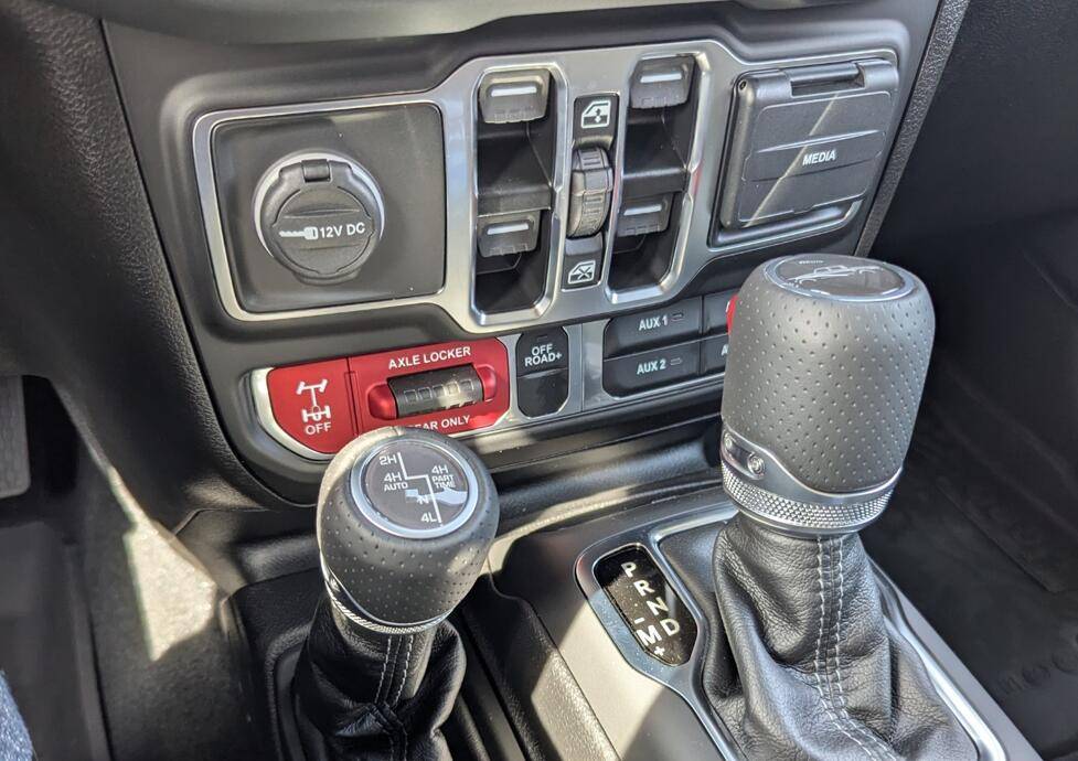 Jeep Gladiator Redarc Tow-Pro Liberty Trailer Brake Controller Knob Location Advice 1752518187345-l2