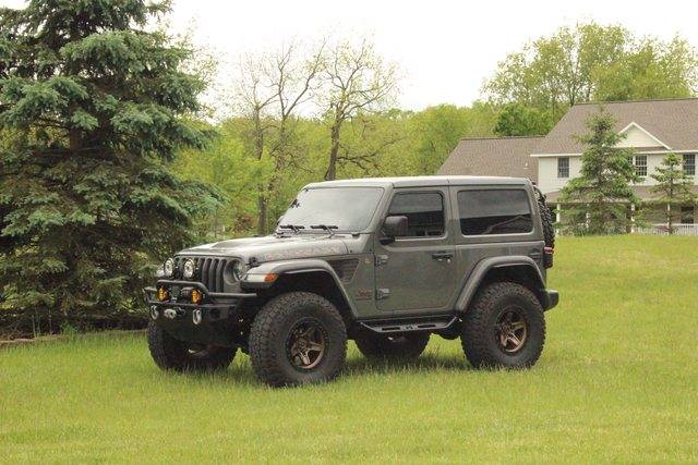 Jeep Gladiator Are "larger tires" really a fairly recent thing? pRHHynQl