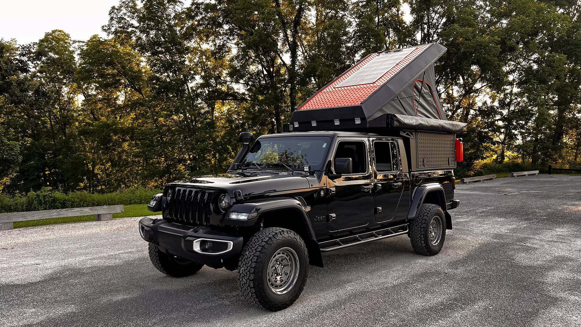 Jeep Gladiator Alu-Cab Canopy Camper Roll Call IMG_8417